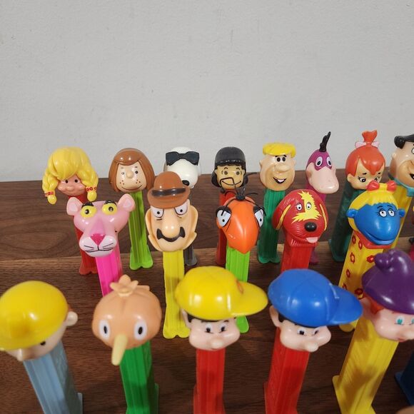 Pez Dispensers Vintage Lot of 52 Star Wars Flinstone Snoopy Lord of the Rings ET - Picture 5 of 10